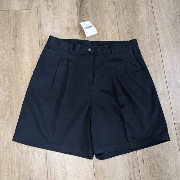 L.L. Bean Pants - NWT Vtg L.L. Bean Navy Blue Pleated Front Cotton Shorts Women's 16 Reg